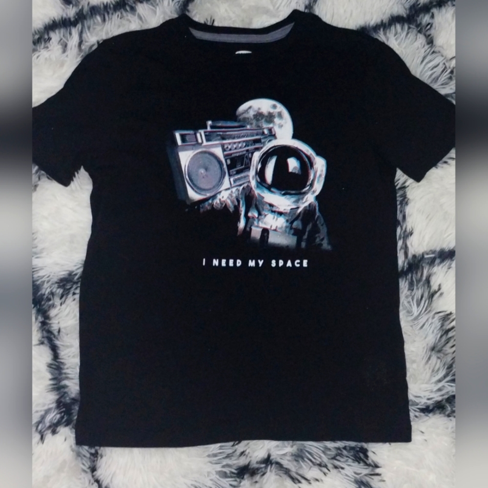 Old Navy Boy's  Black "I Need My Space" Tee Size L 10-12